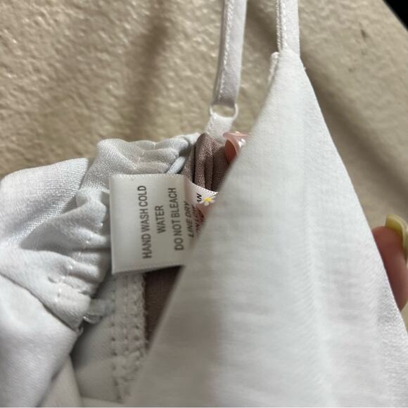 Fashion Nova White Brown High Waisted Paper Bag Pants Jumpsuit Size Medium - Picture 12 of 12